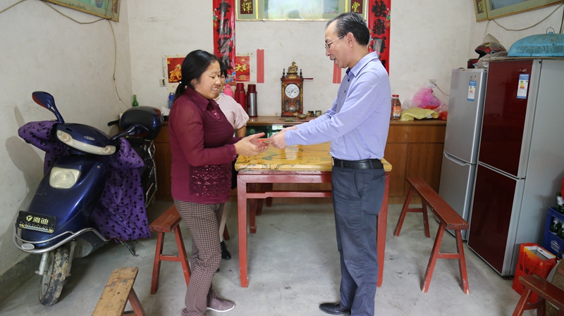 爱心公益行，华都在行动