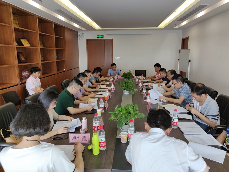 听取江西惠多利、江西金惠利座谈_副本.jpg