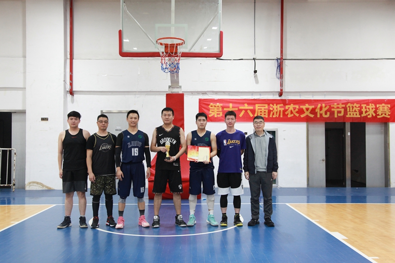 3V3亚军_副本.jpg