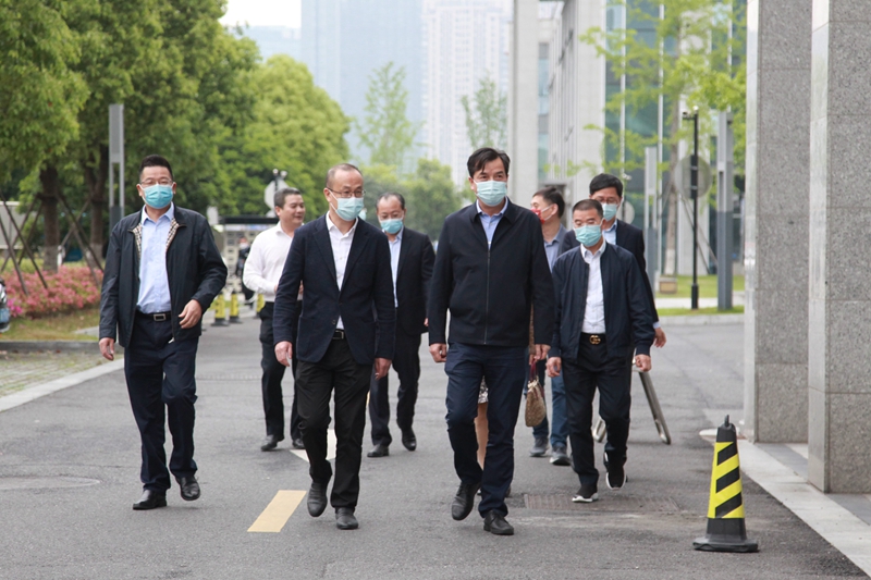 省供销社党委书记陈利江调研j9集团集团