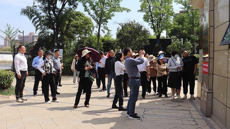 南京高淳区古柏街道观摩团到华悦物业参观交流
