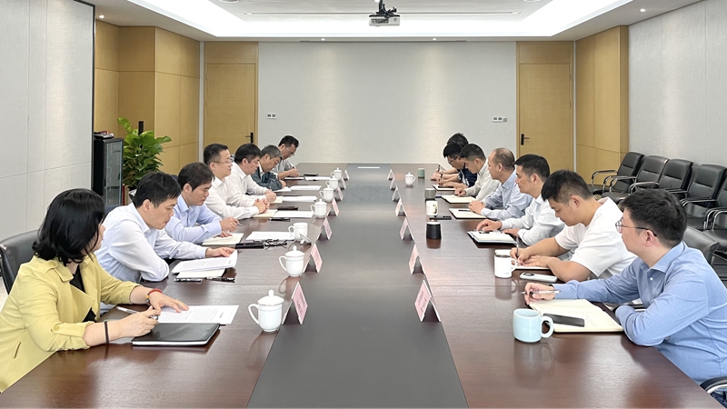 省农科院党委委员、副院长冯冠胜带队调研浙江农合